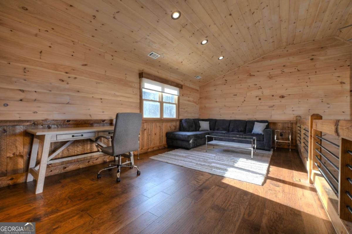 315 River Retreat Road
