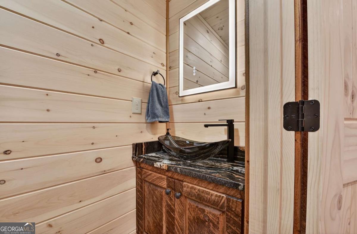 315 River Retreat Road