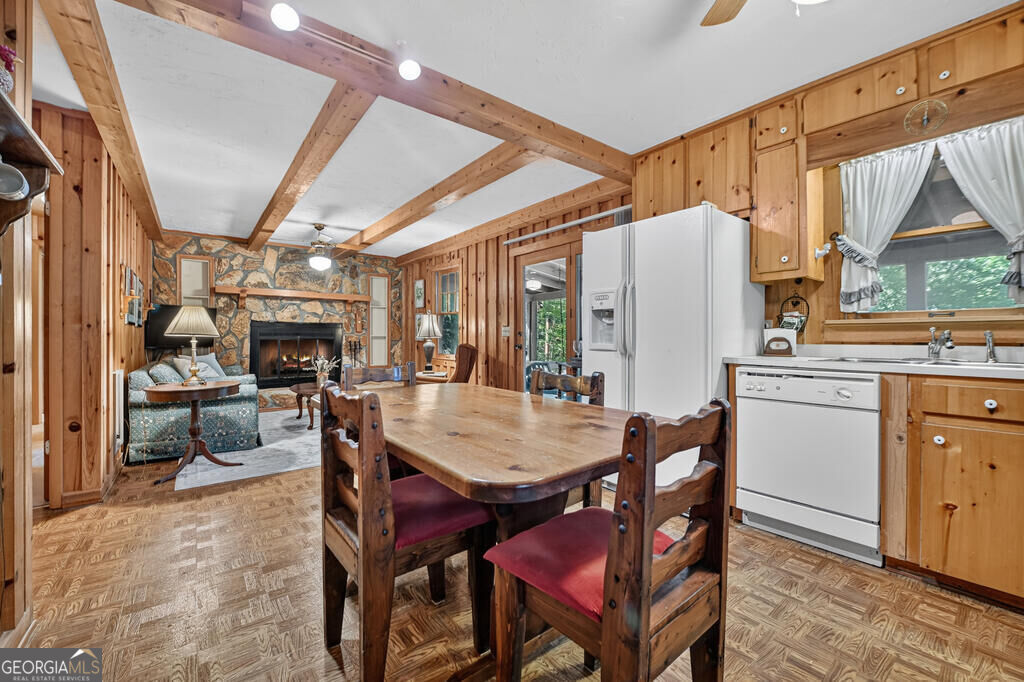 5 Tanglewood Lane