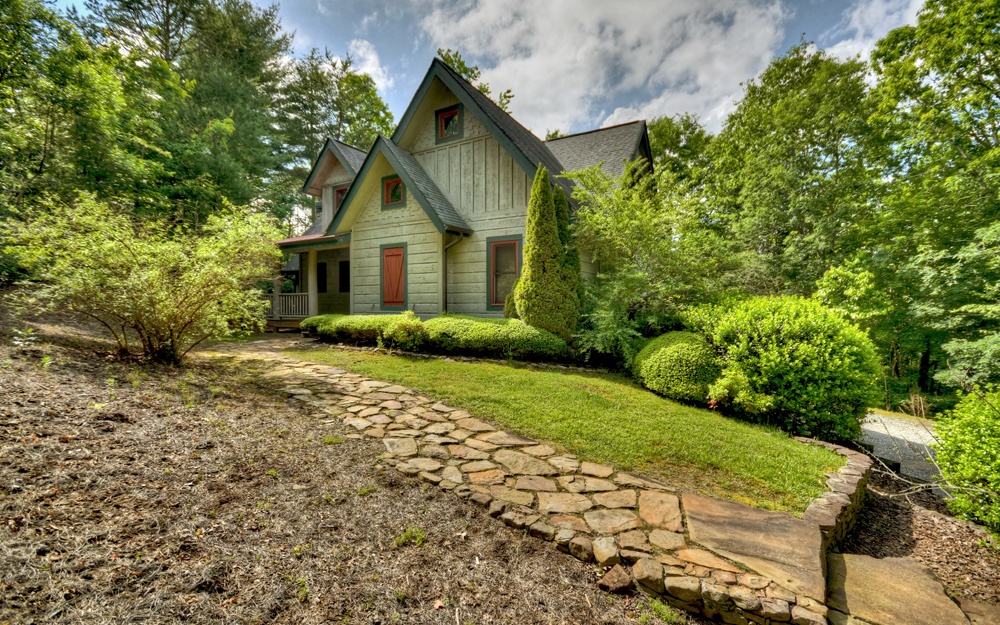34 Immanuel Point