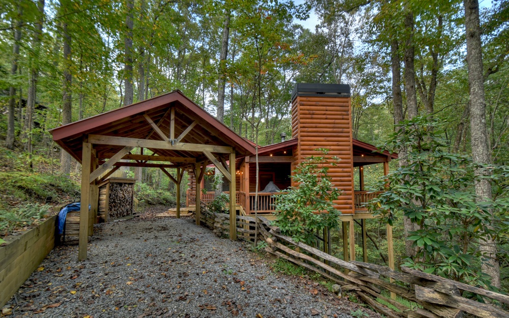 107 Broken Arrow Path