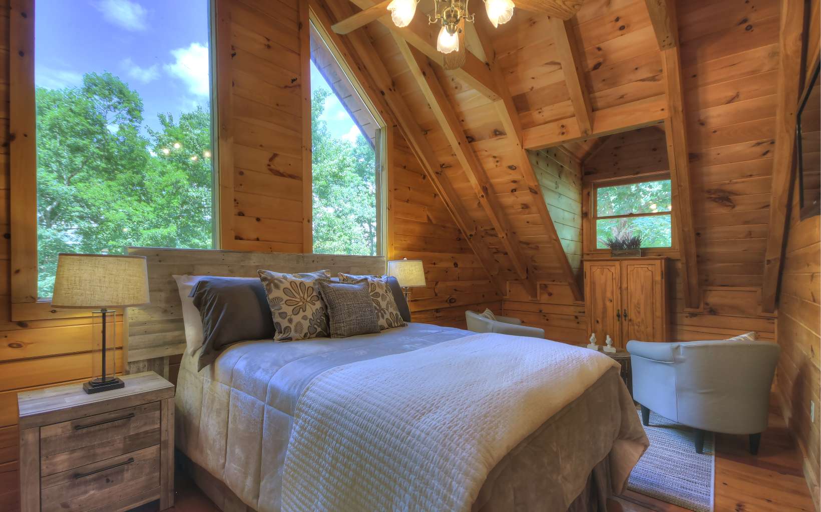 105 Lake Ridge Drive