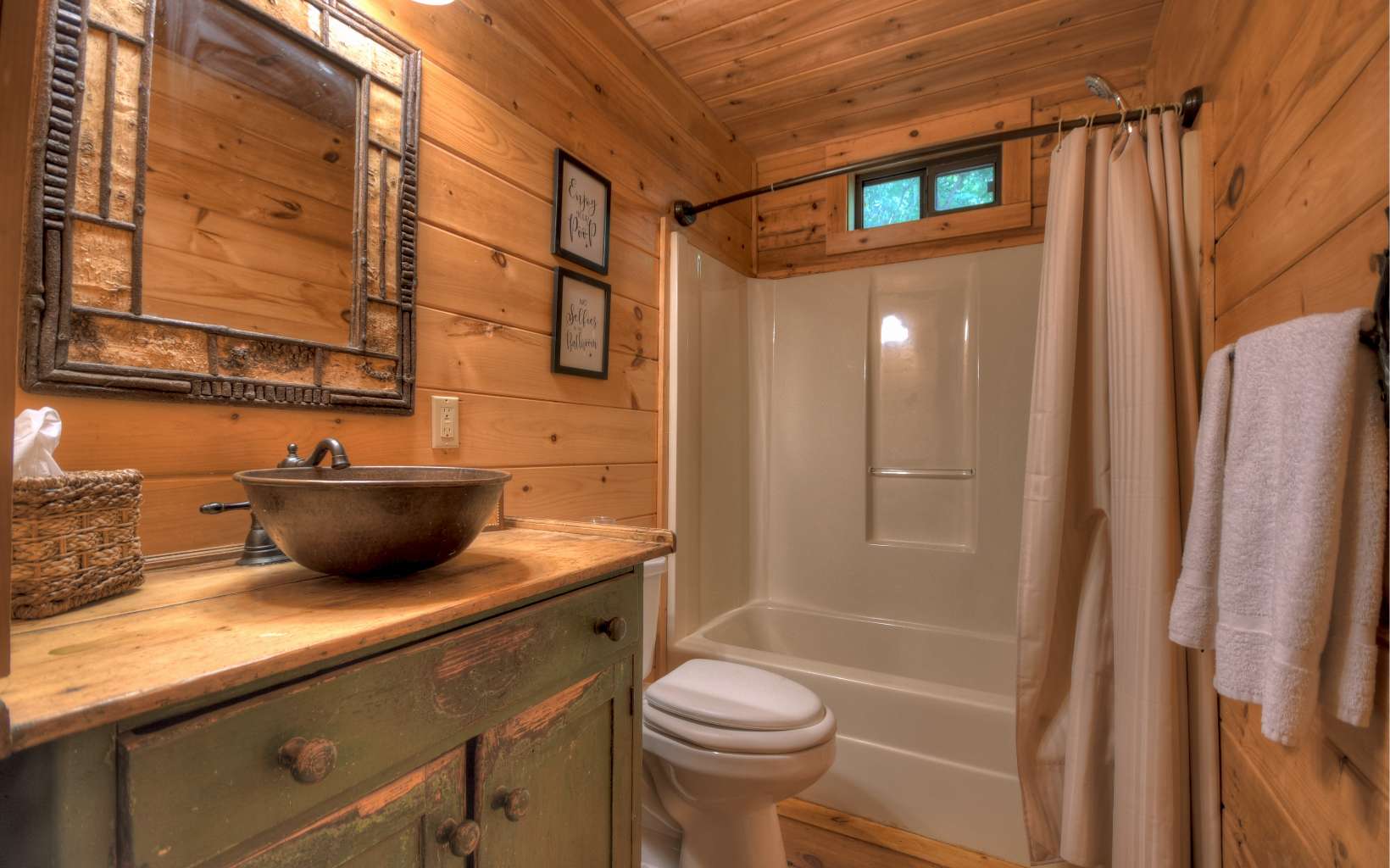 105 Lake Ridge Drive