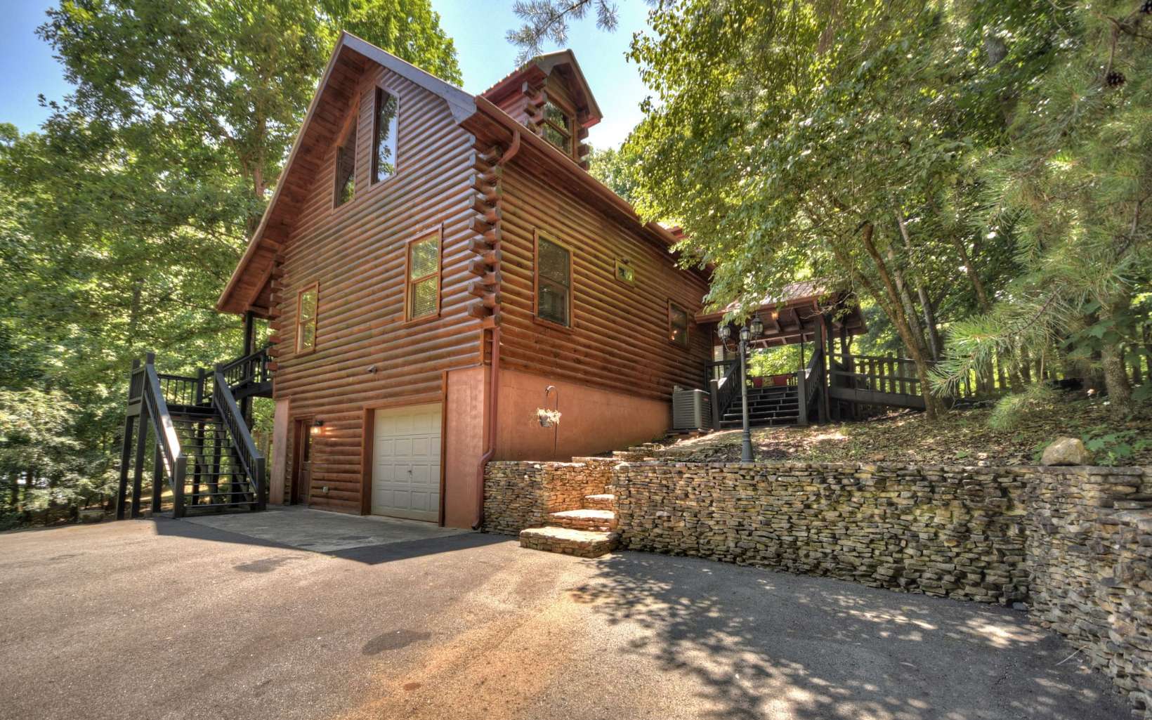 105 Lake Ridge Drive