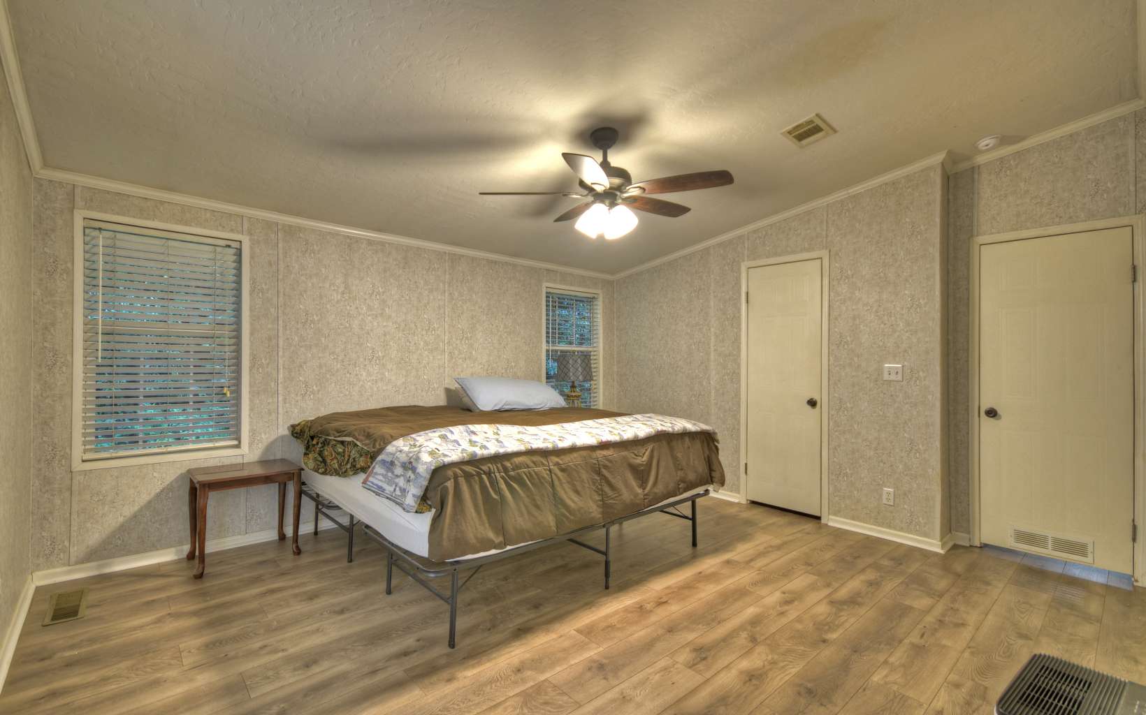 132 Rolling Oaks Road