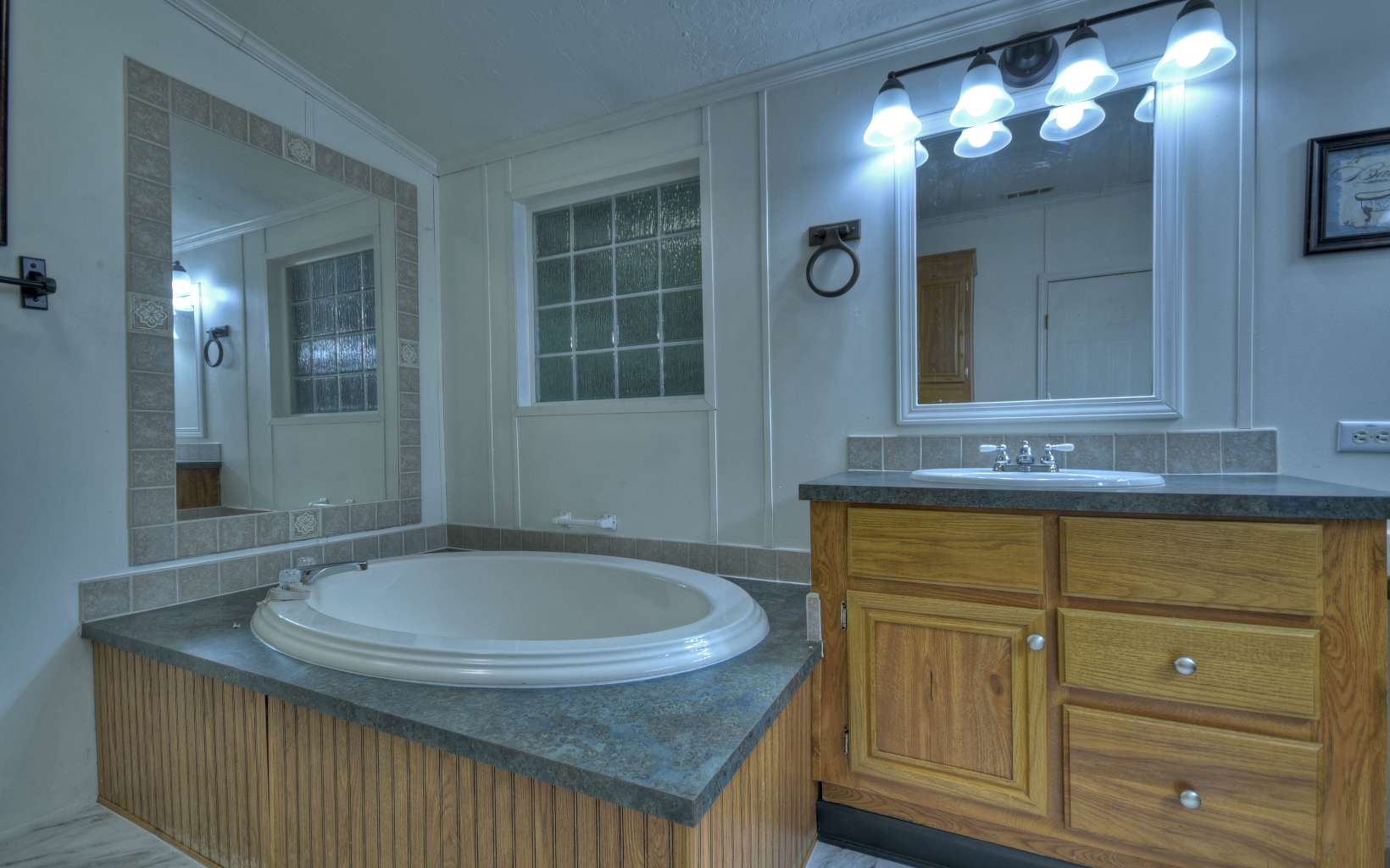 132 Rolling Oaks Road