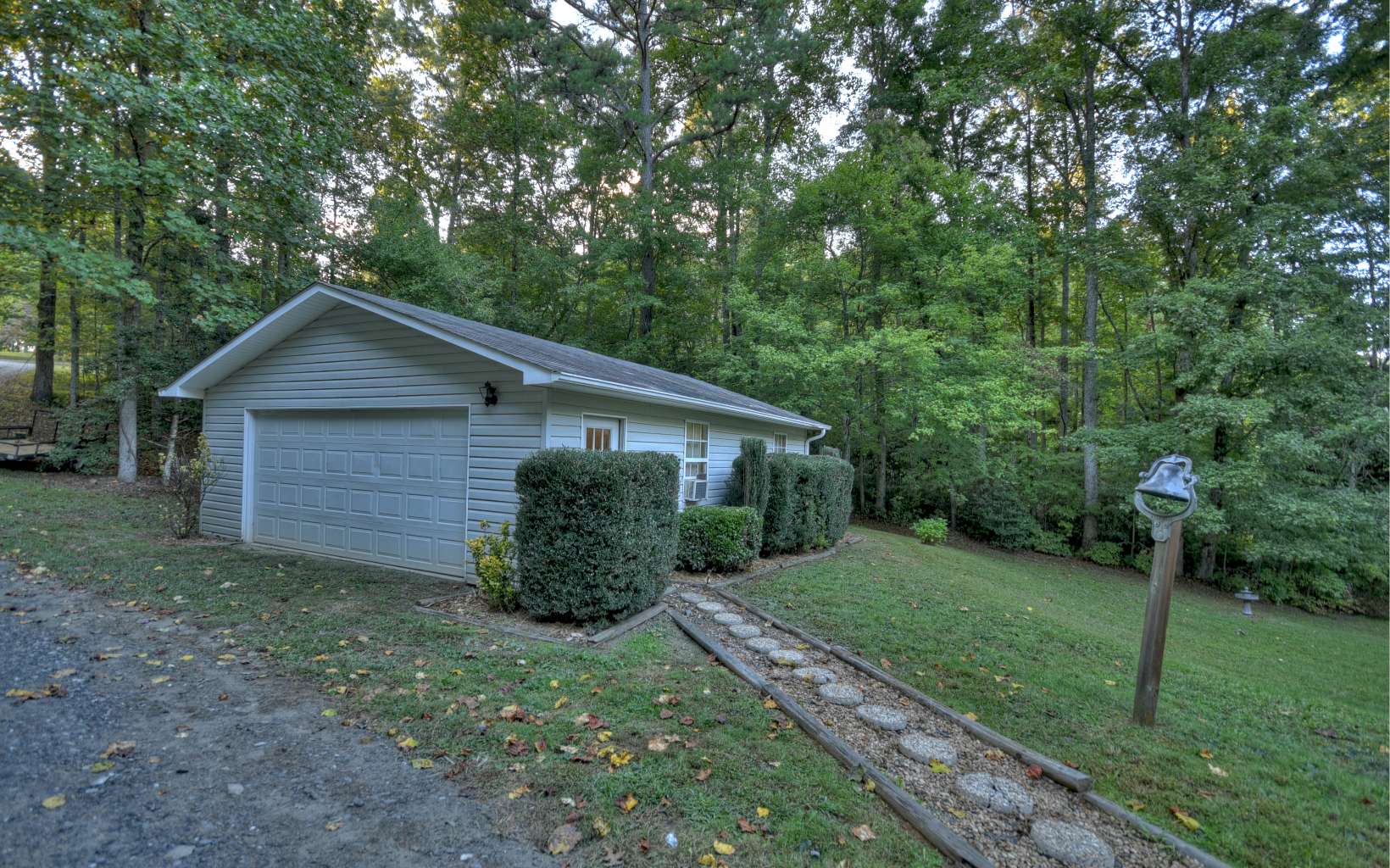 132 Rolling Oaks Road