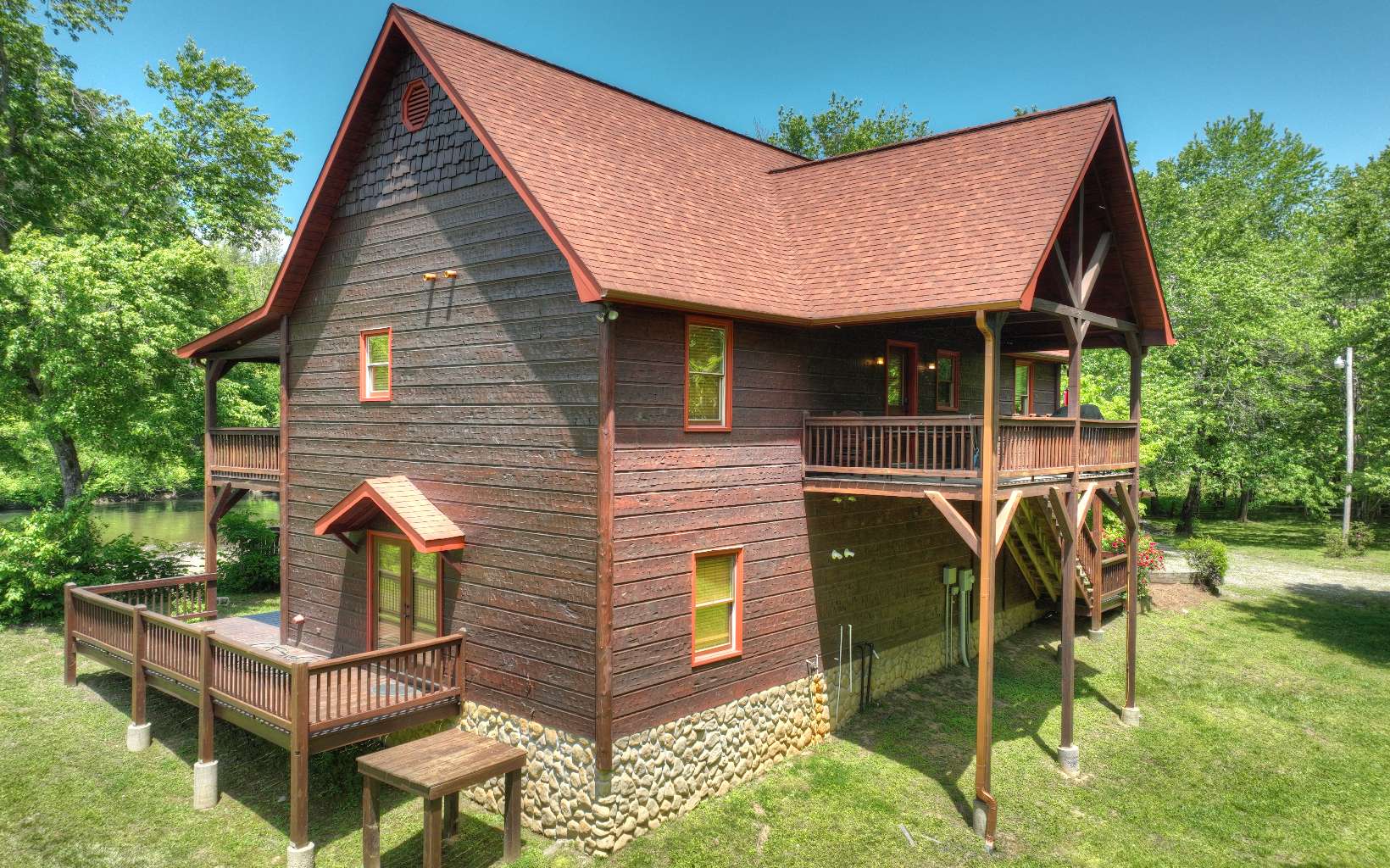 1885 Grassy Creek Road