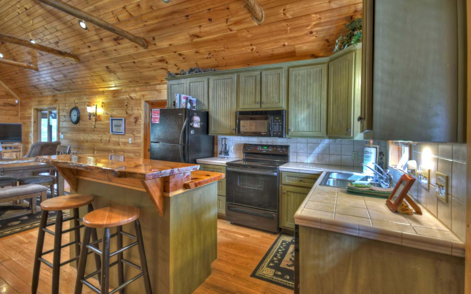 1885 Grassy Creek Road