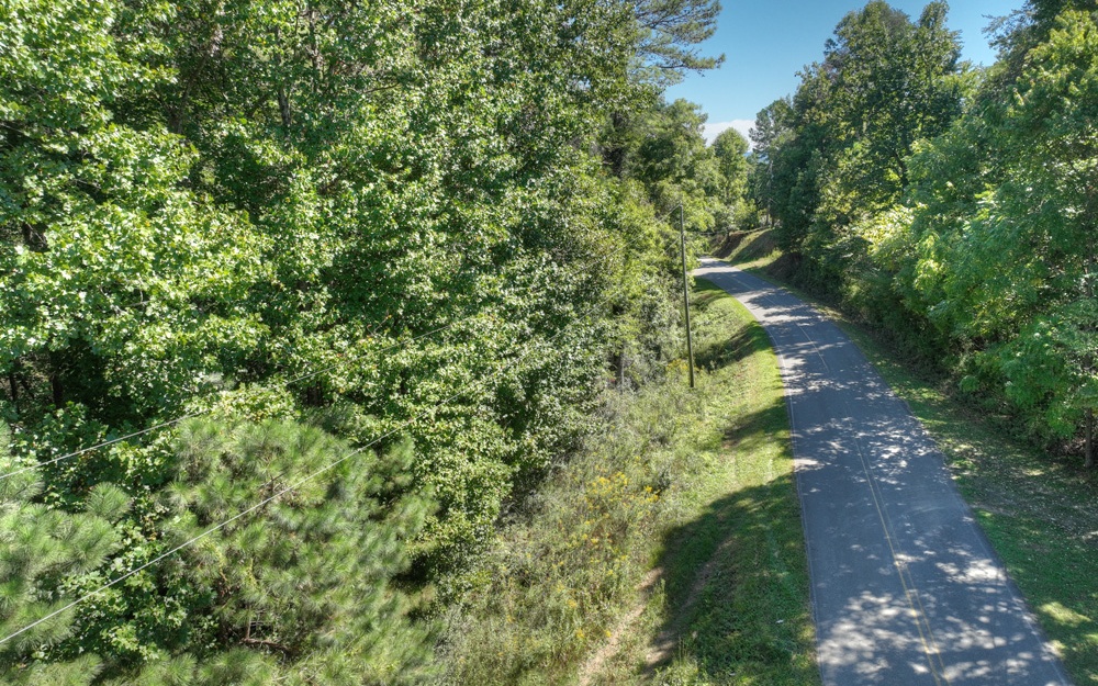 13.32 Old Tails Creek Road