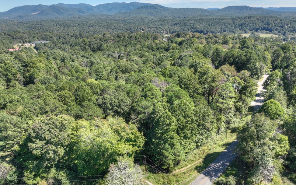 13.32 Old Tails Creek Road