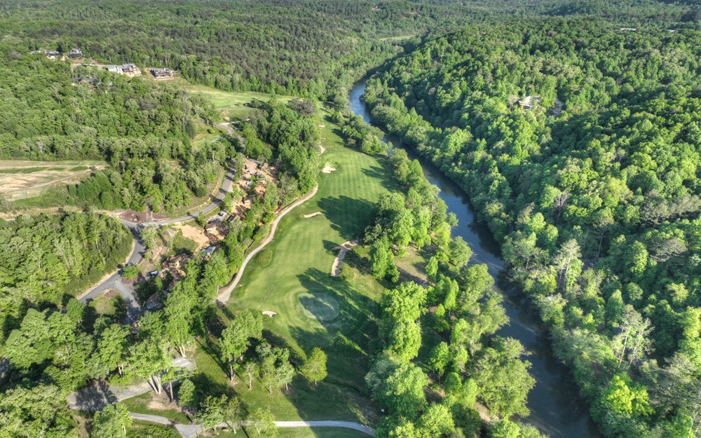 L 150 Old Toccoa Farm Loop
