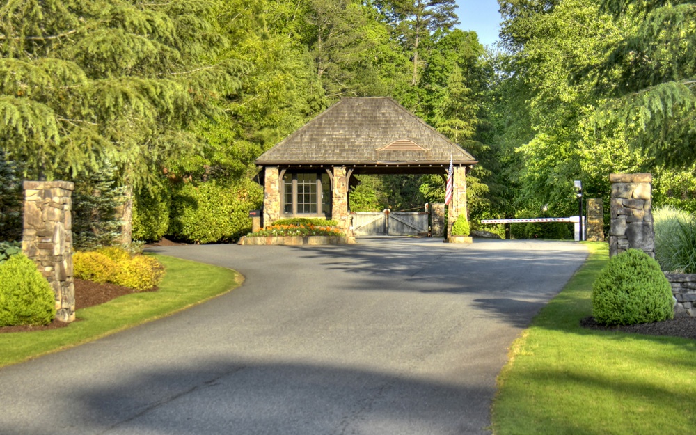 L 150 Old Toccoa Farm Loop