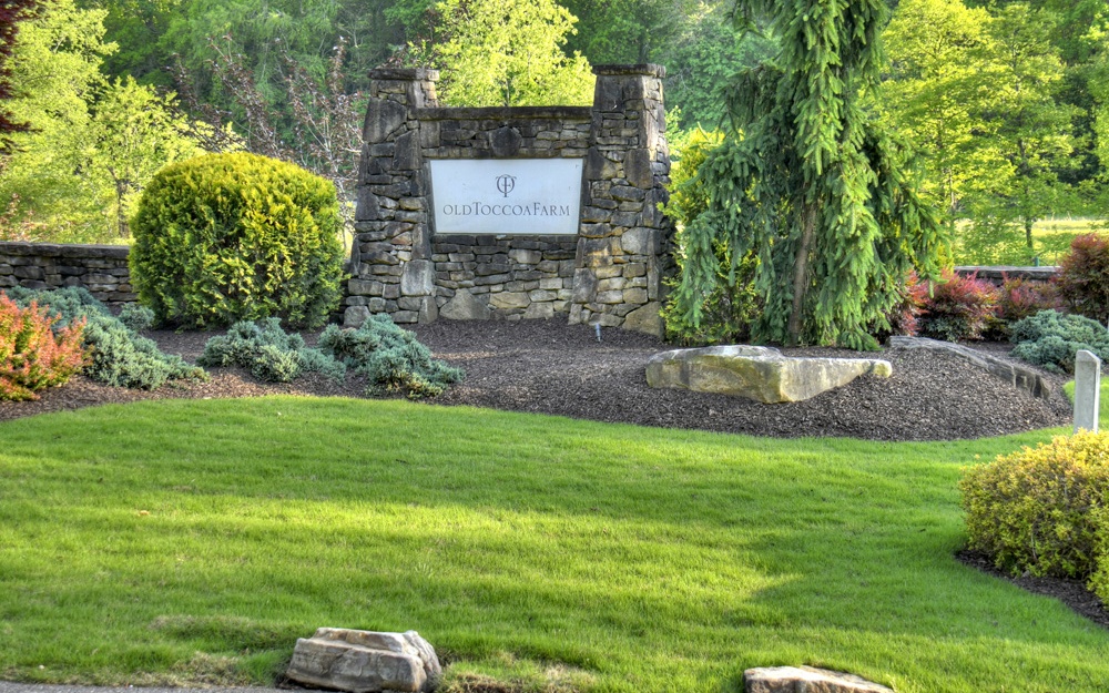 L 150 Old Toccoa Farm Loop