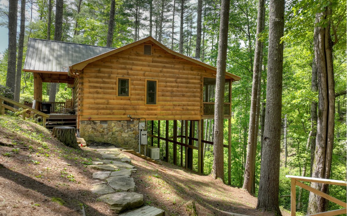 60 Hidden Ridge Court