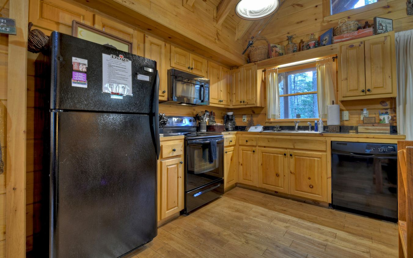 60 Hidden Ridge Court