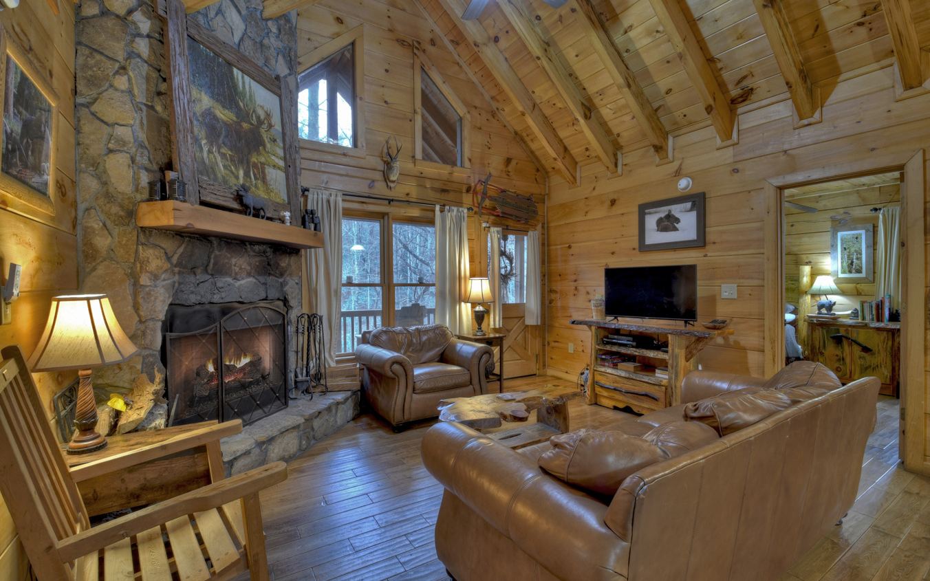 60 Hidden Ridge Court