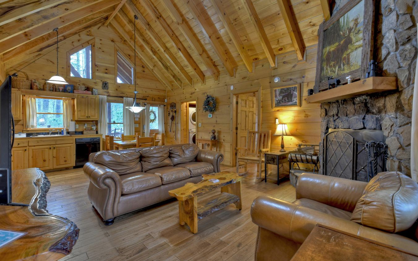 60 Hidden Ridge Court