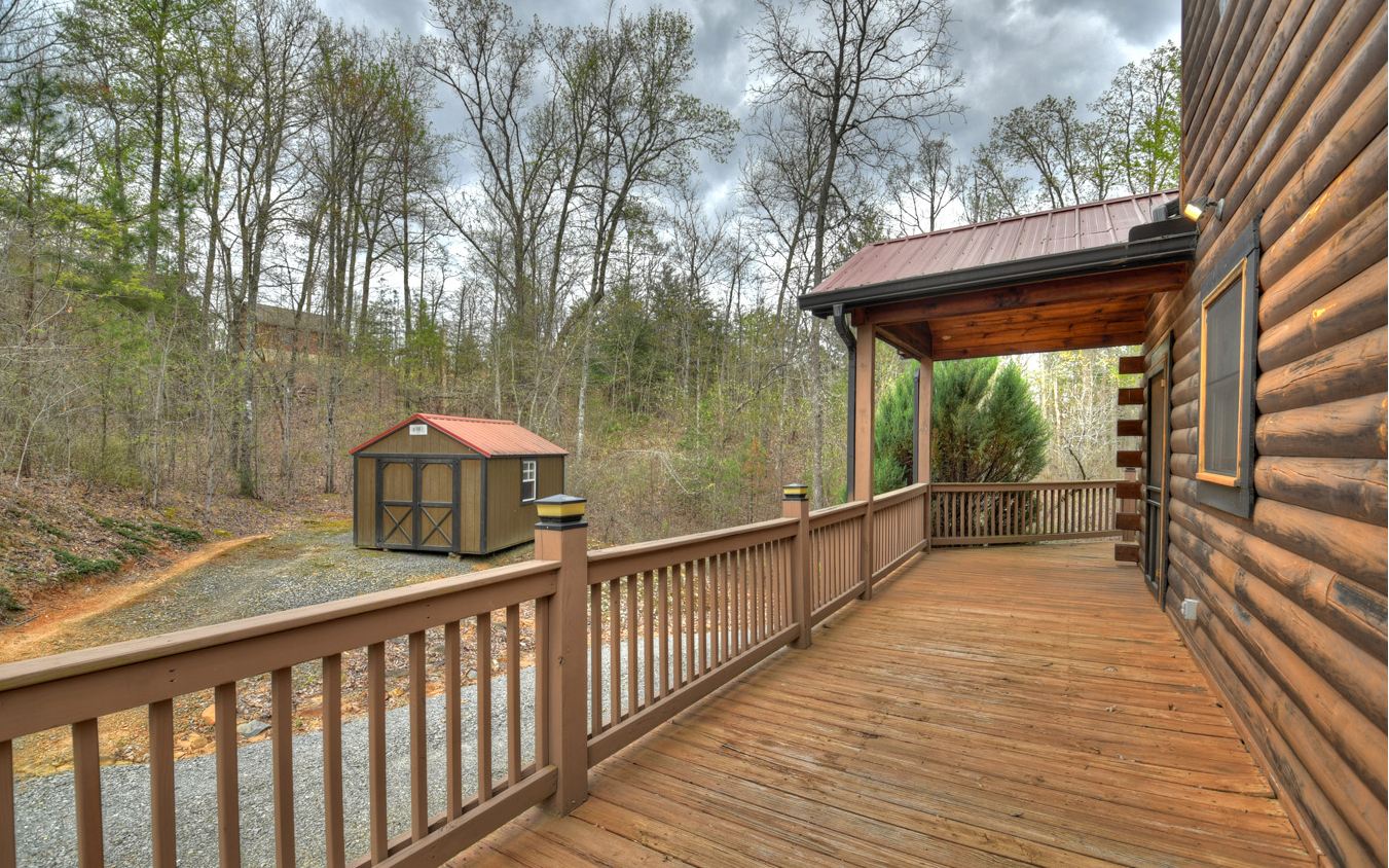 882 Stuart Mountain Road