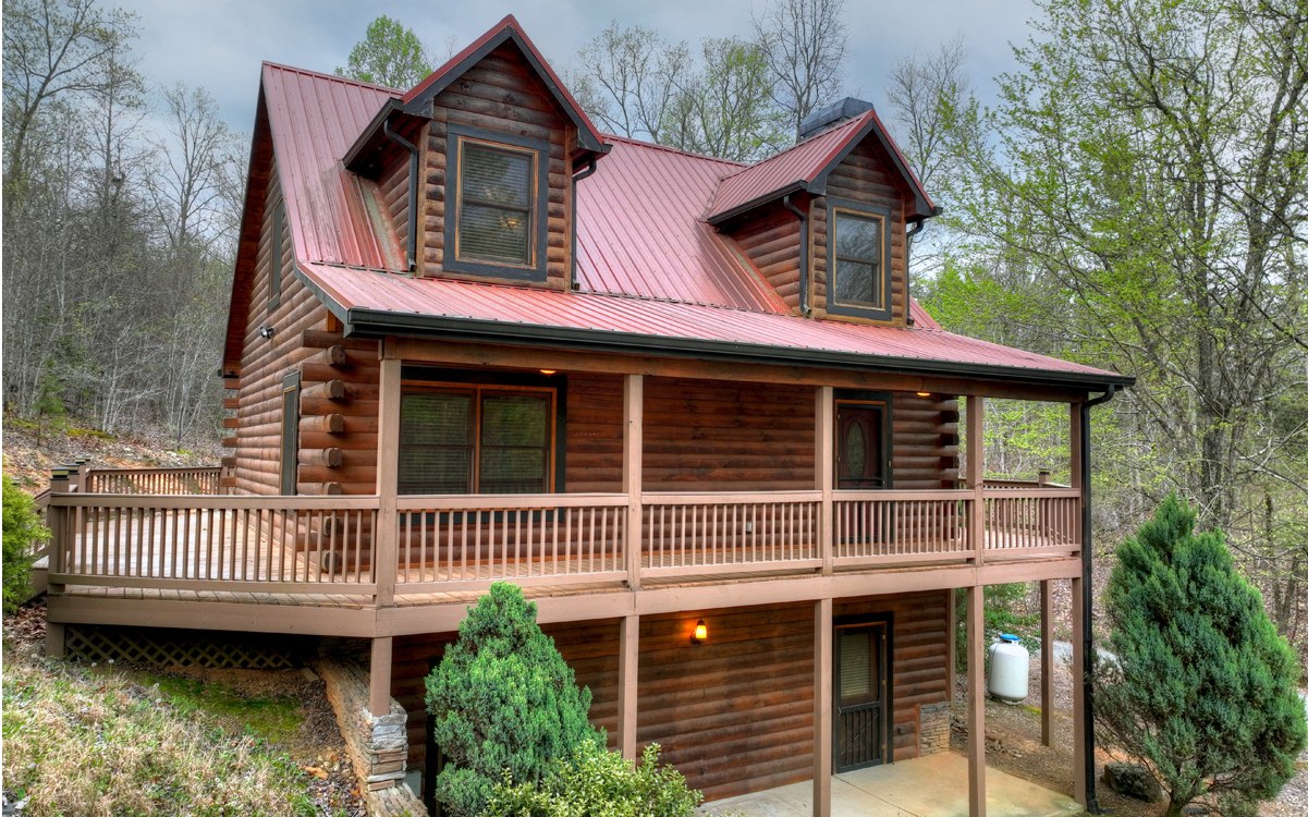 882 Stuart Mountain Road