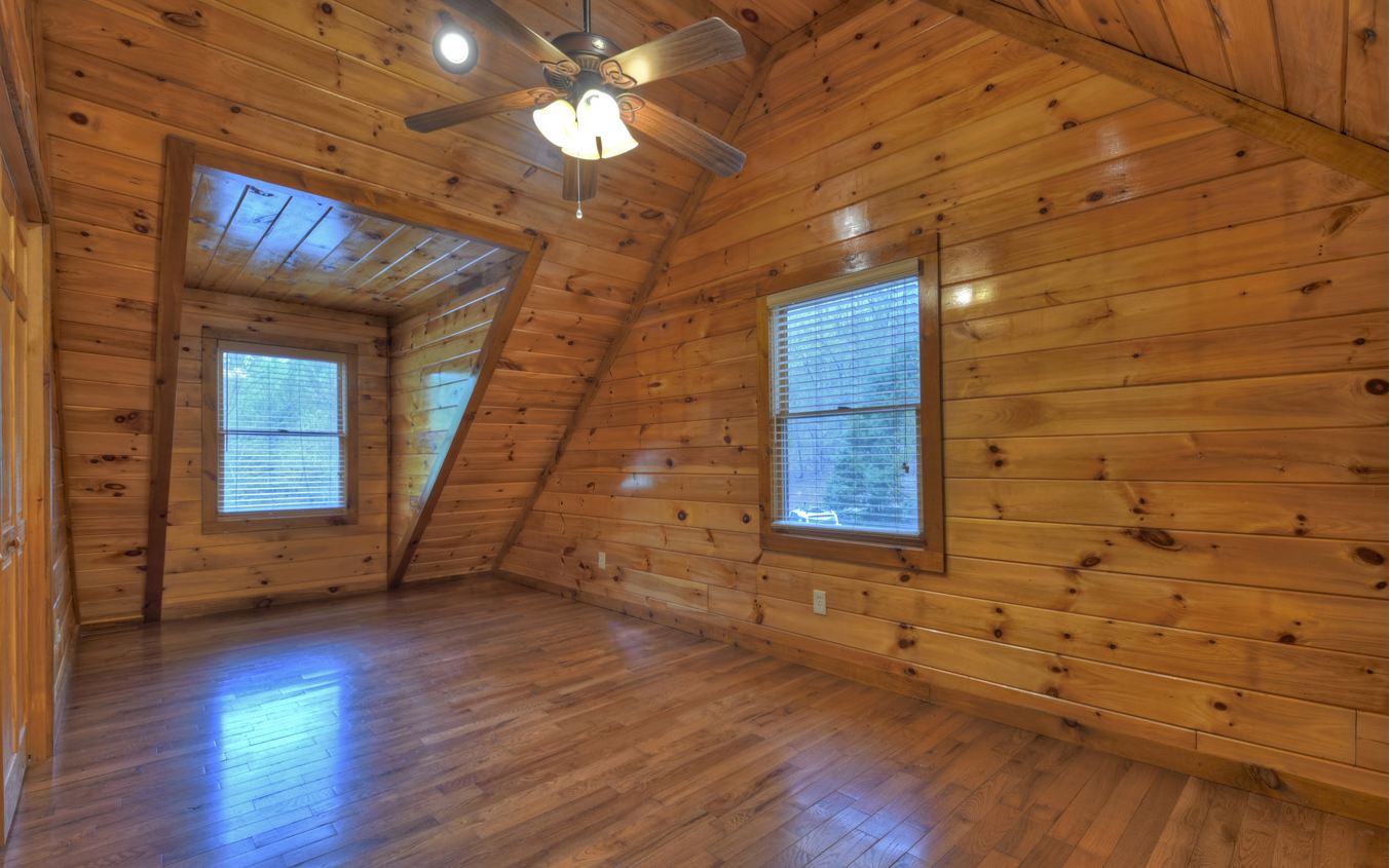 882 Stuart Mountain Road