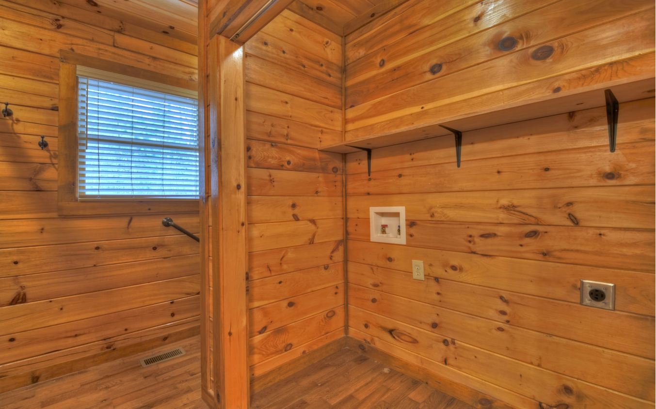 882 Stuart Mountain Road