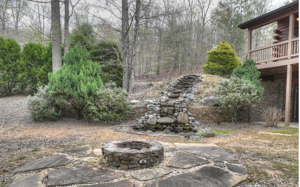 882 Stuart Mountain Road