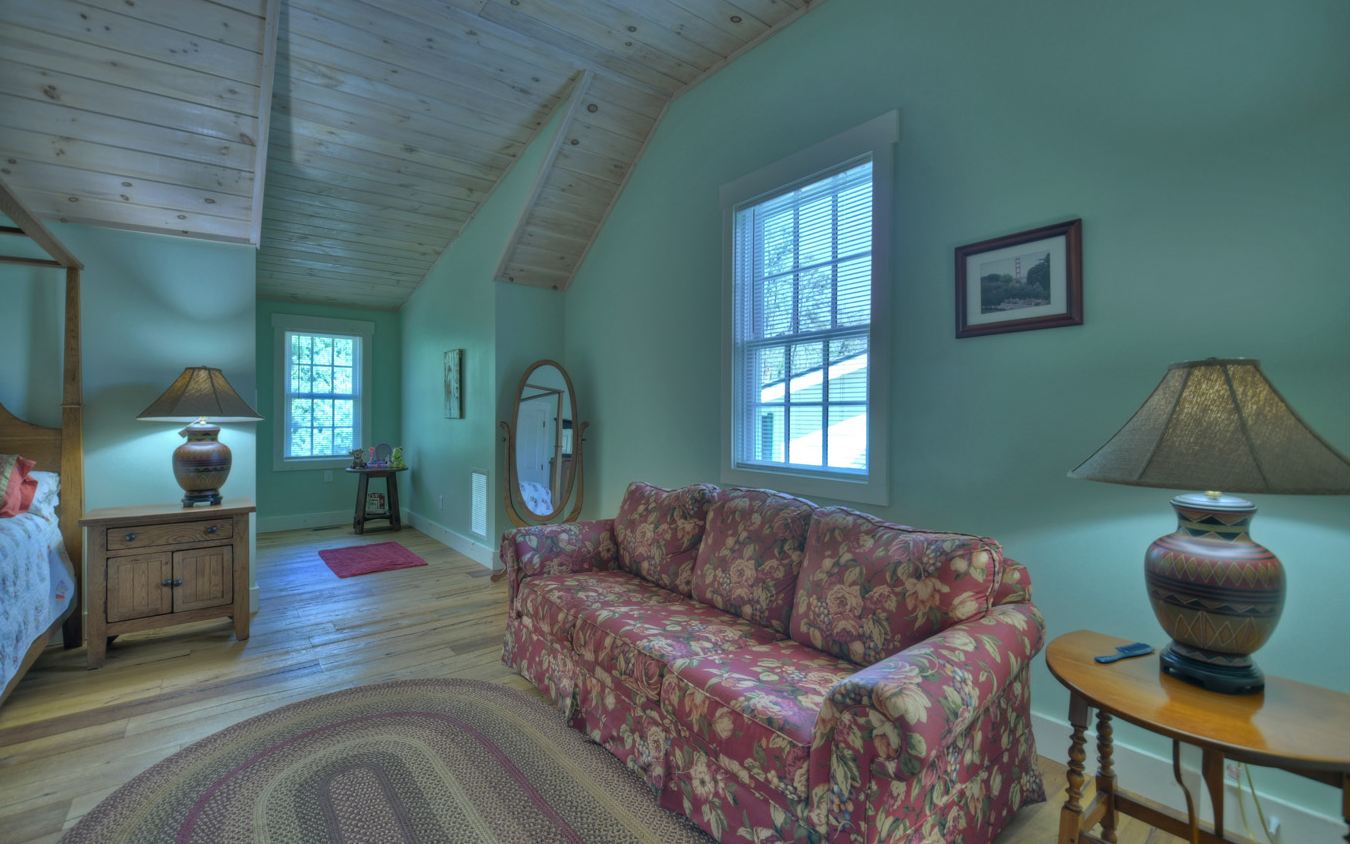 611 Snake Nation Road