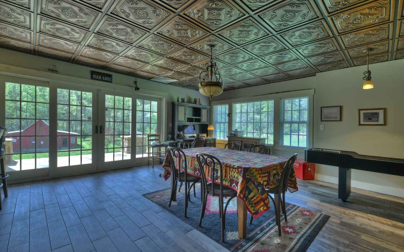 611 Snake Nation Road