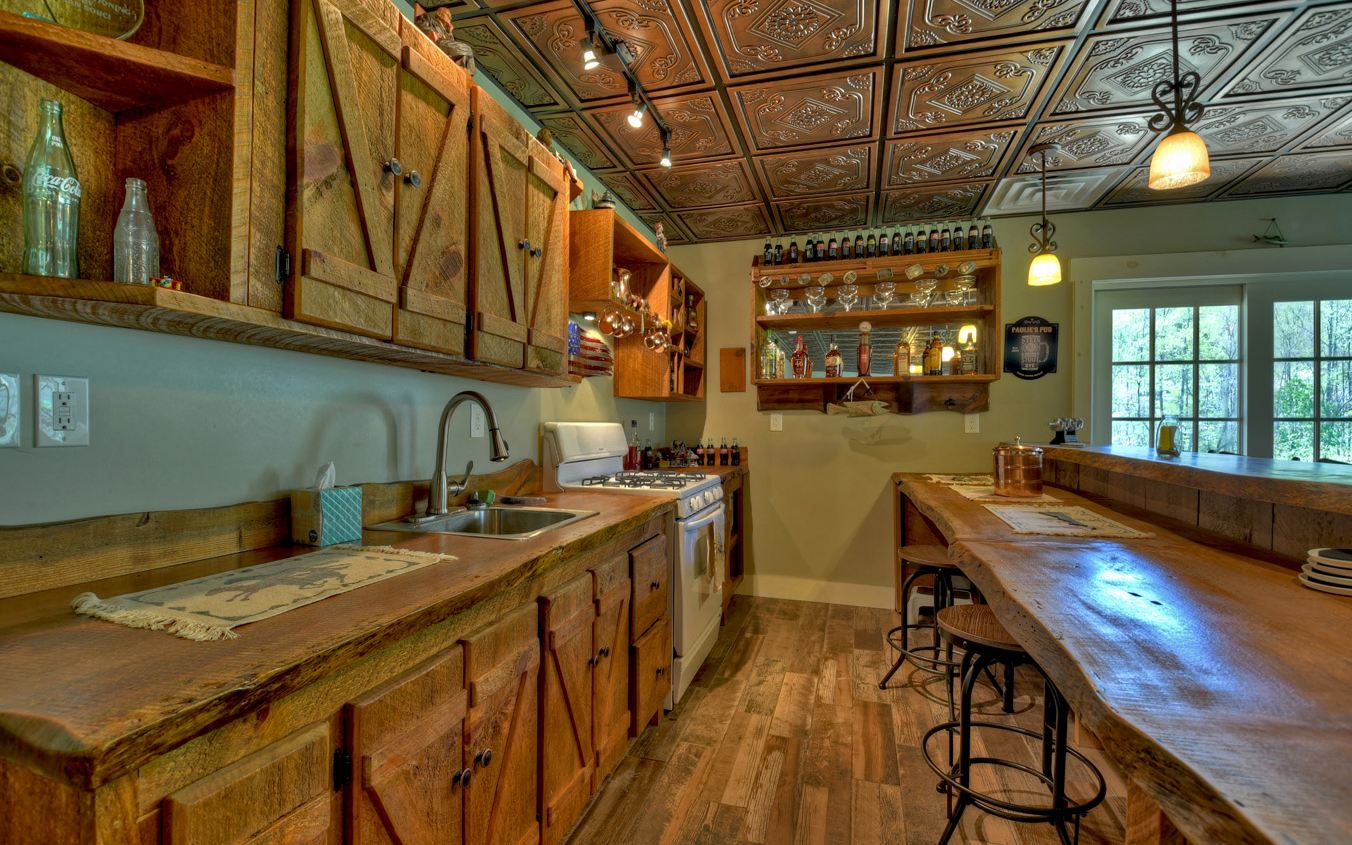 611 Snake Nation Road