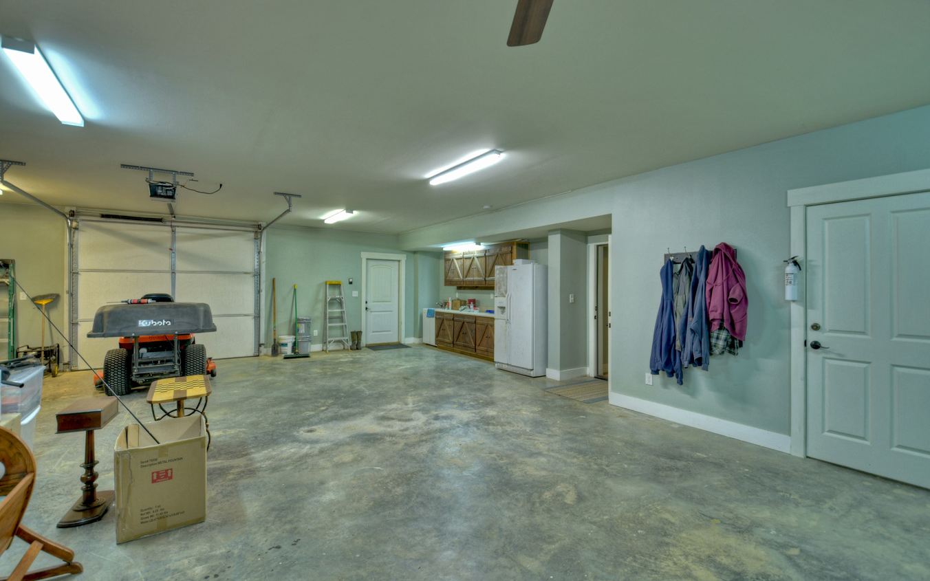 611 Snake Nation Road