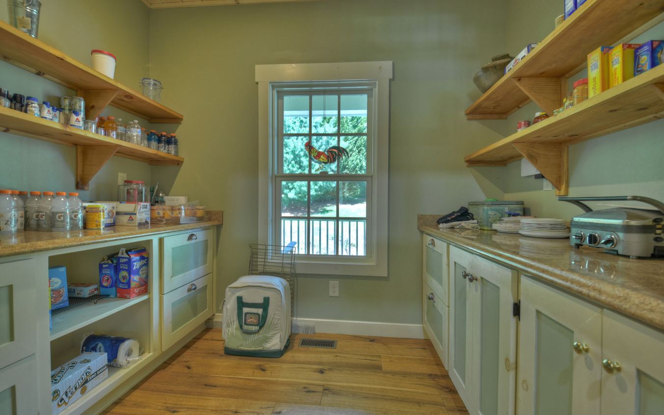 611 Snake Nation Road