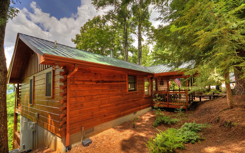 1817 Hidden Lake Drive