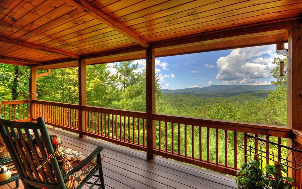 1817 Hidden Lake Drive