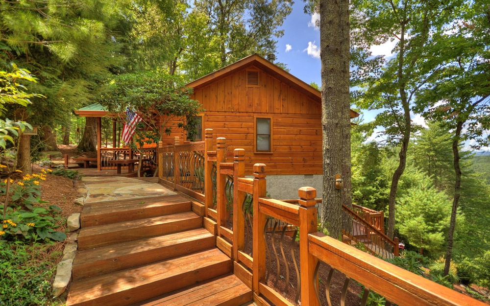 1817 Hidden Lake Drive