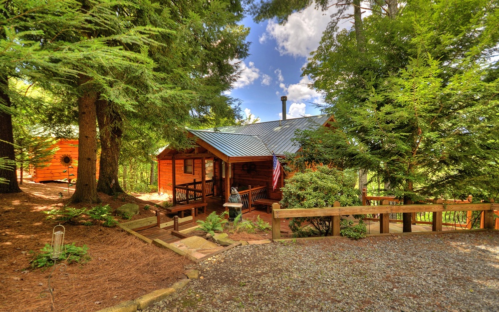 1817 Hidden Lake Drive