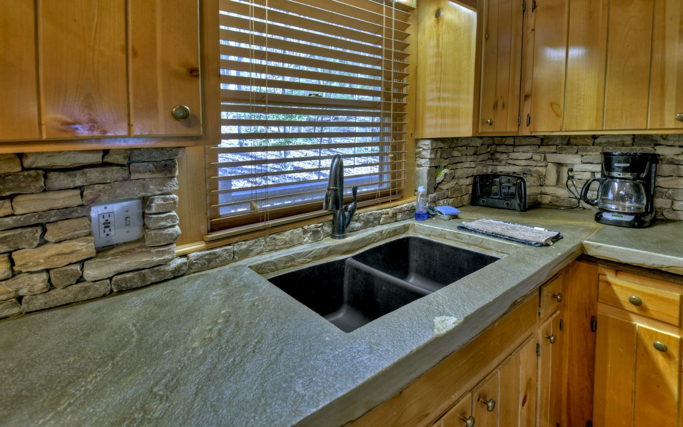 664 Laurel Ridge Road