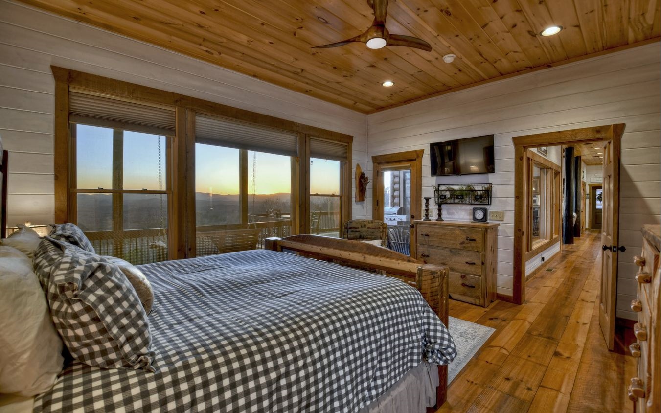 91 Cinnamon Bear Road