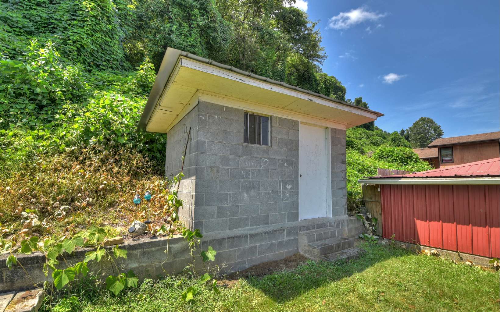 207 W Tennessee Avenue