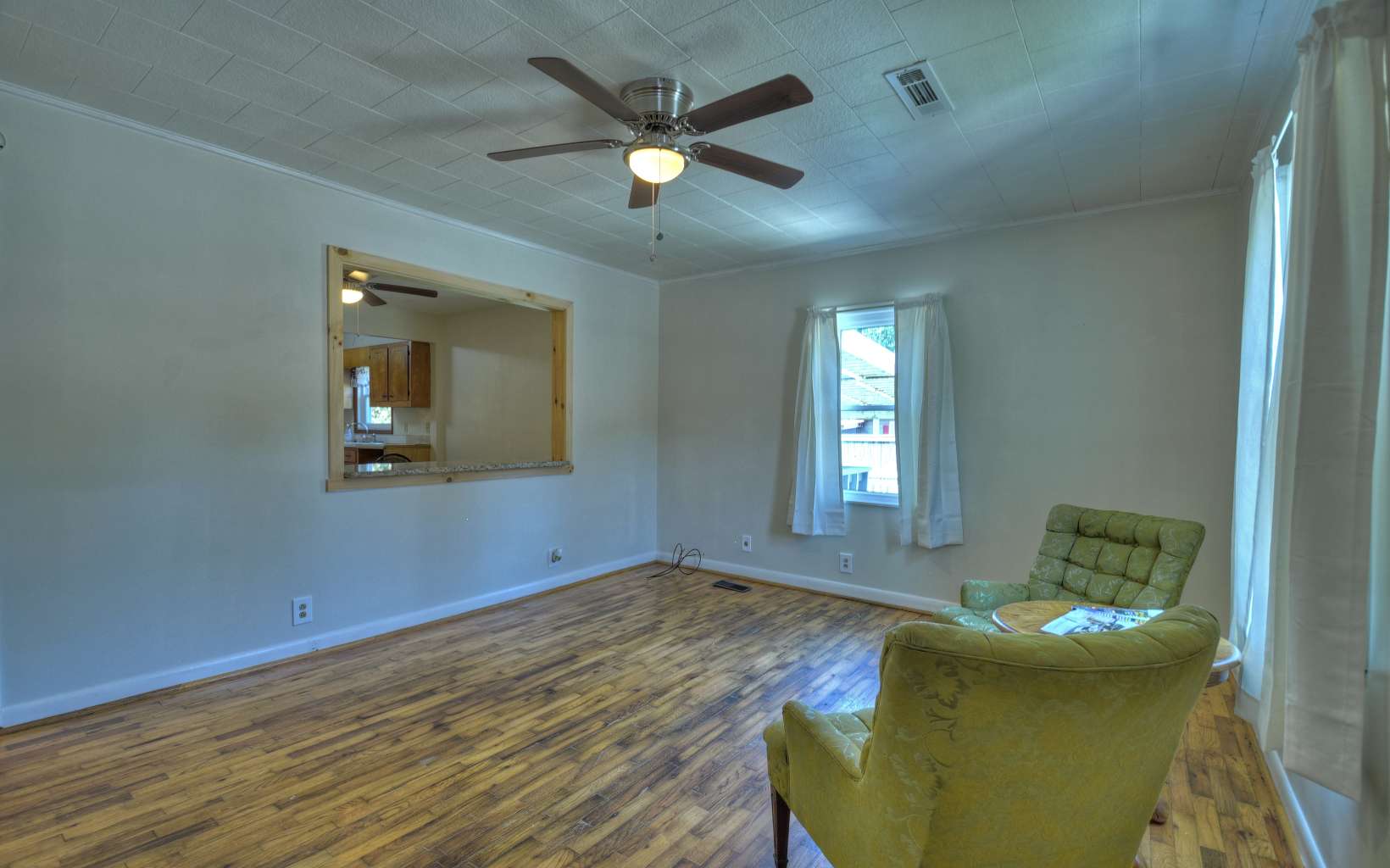 207 W Tennessee Avenue