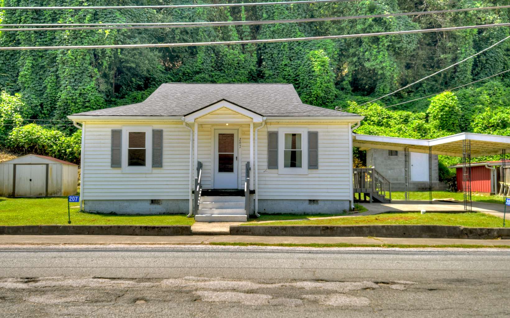 207 W Tennessee Avenue