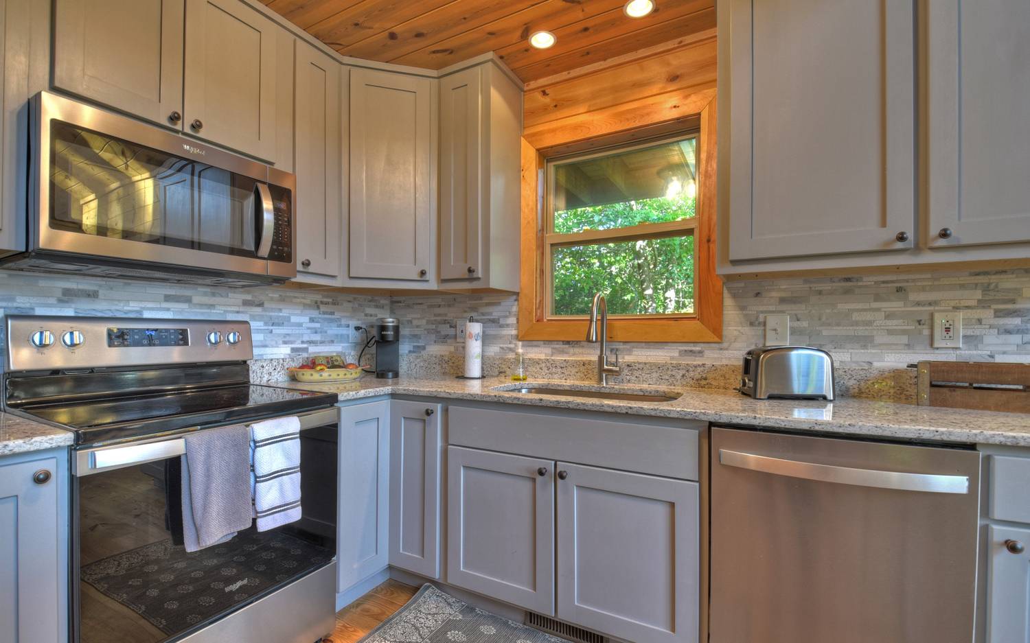 227 Deer Hunter Trail