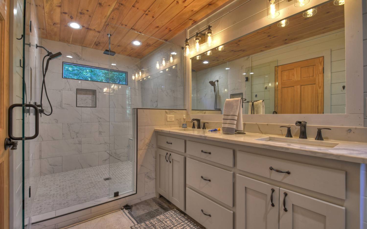 227 Deer Hunter Trail