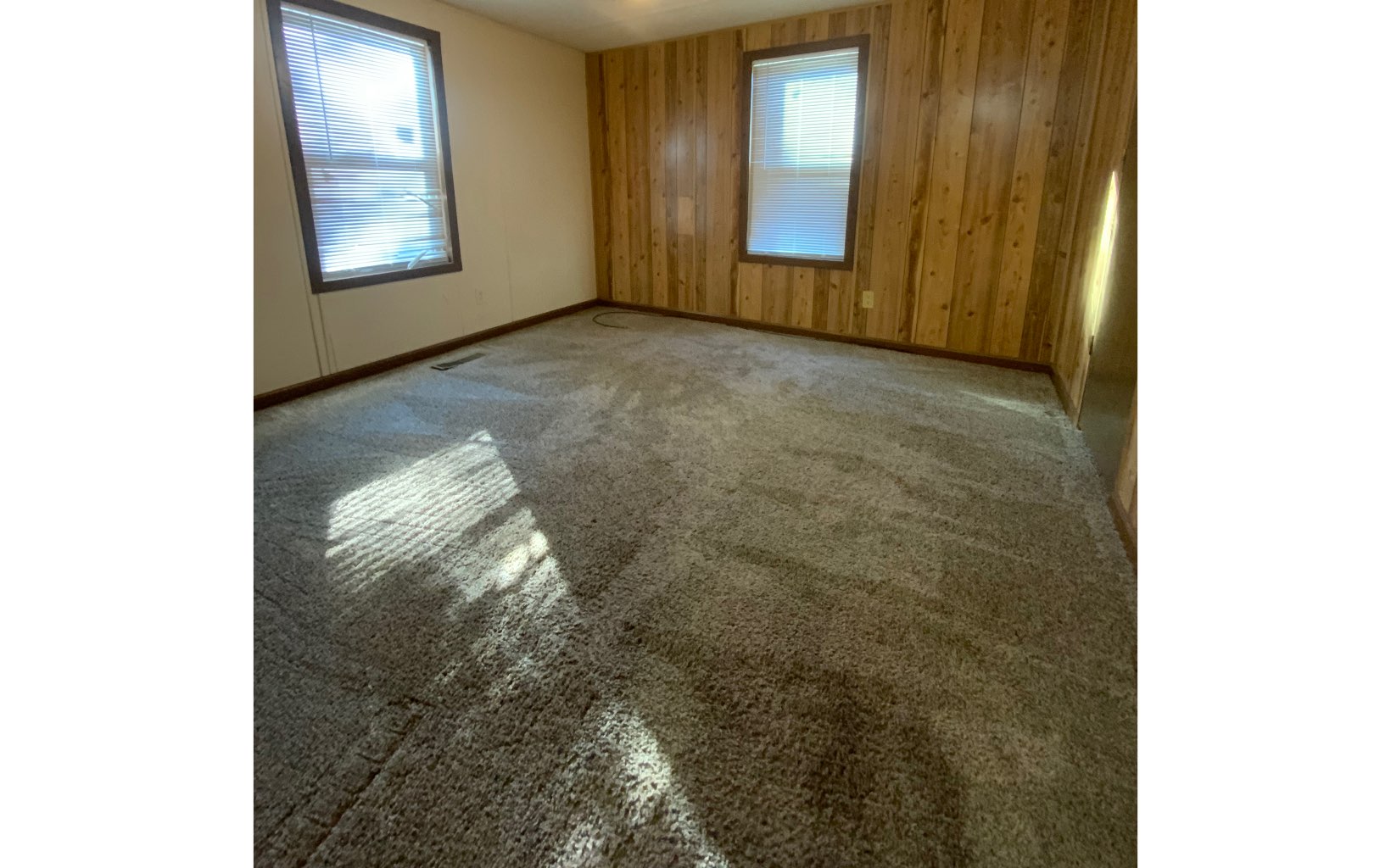 126 Triple R Garage Drive