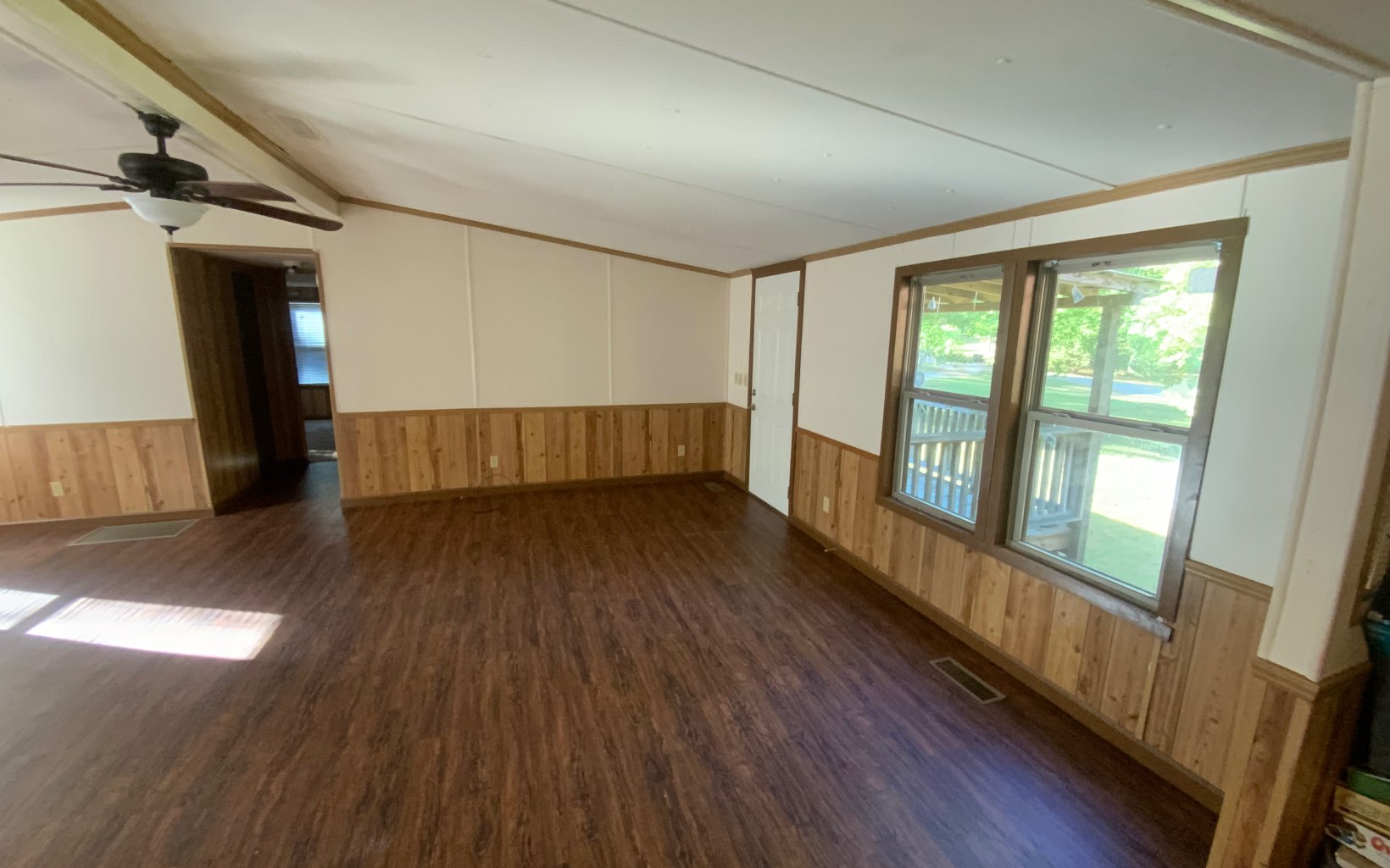 126 Triple R Garage Drive