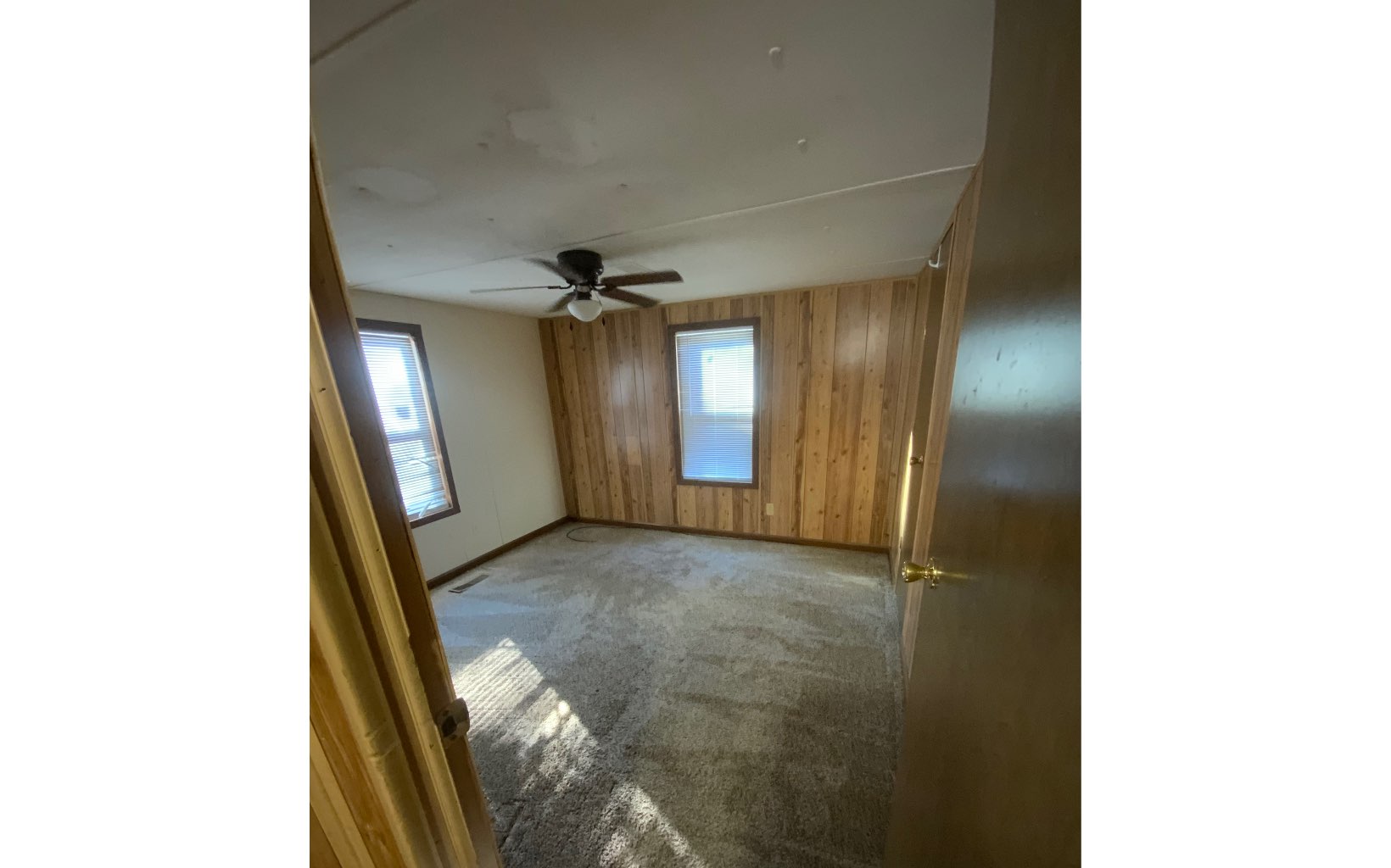 126 Triple R Garage Drive