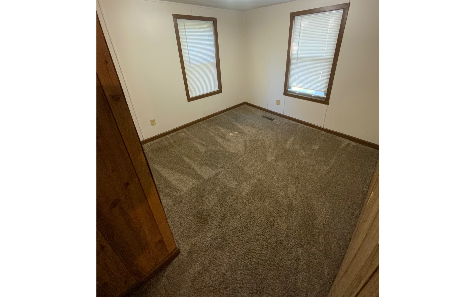 126 Triple R Garage Drive