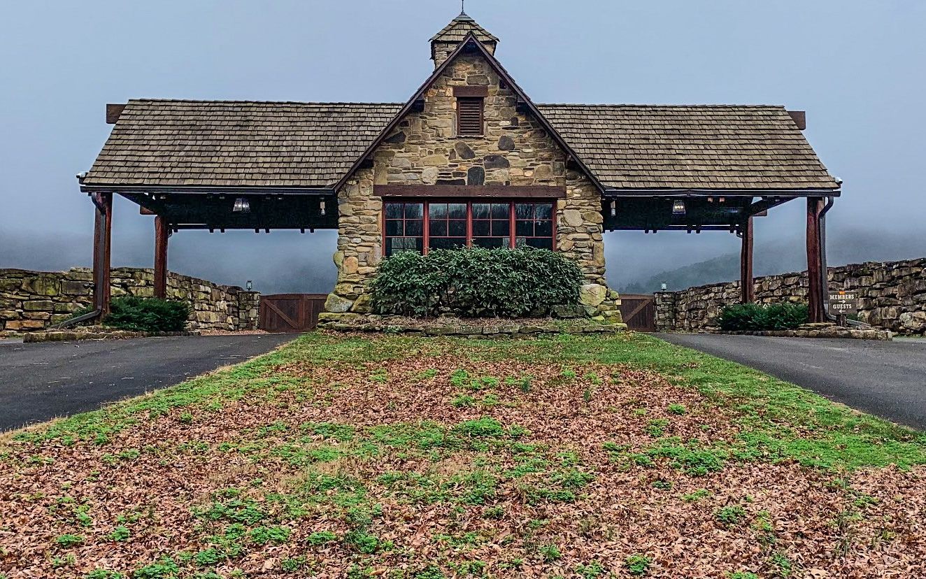 LT 38 Mountain Falls Loop