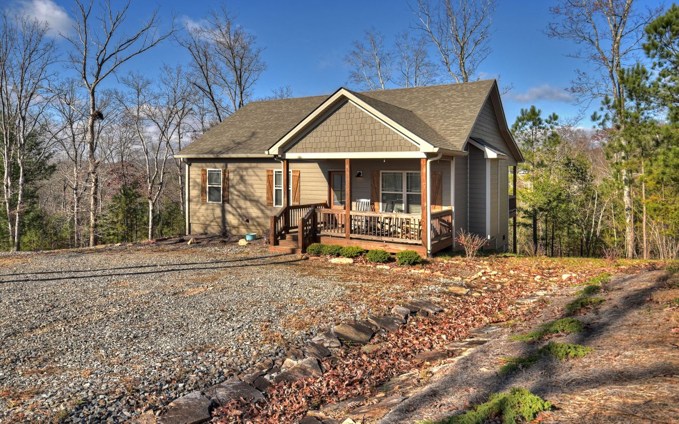 982 Crossroads Church Road