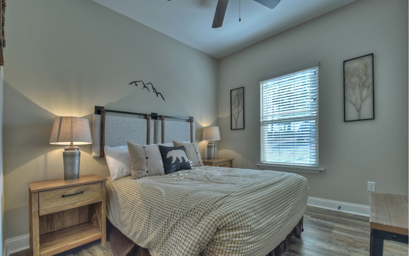 982 Crossroads Church Road